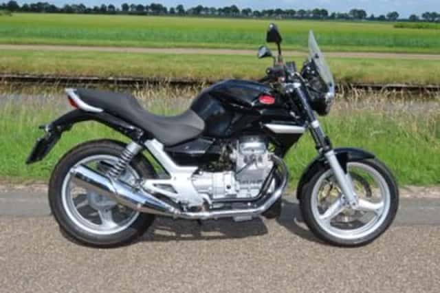 MOTO GUZZI 750 (2011) thumbnail 4