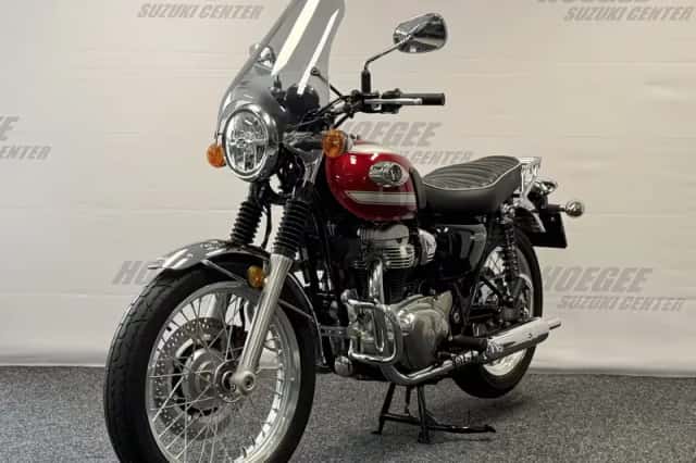 Kawasaki W800 (2022) thumbnail 3