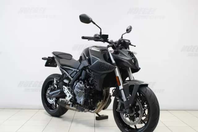 Suzuki GSX-8S (2023) thumbnail 3