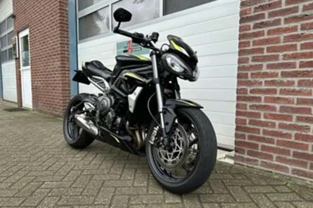 Triumph STREET (2020) thumbnail 2
