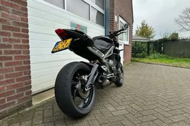 Triumph STREET (2020) thumbnail 3