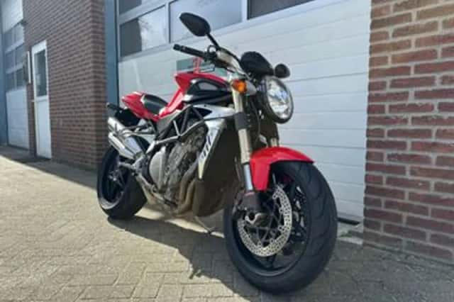 MV Agusta F4 (2008) thumbnail 2