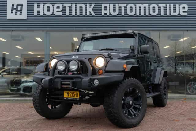 Jeep Wrangler (2012) thumbnail 1