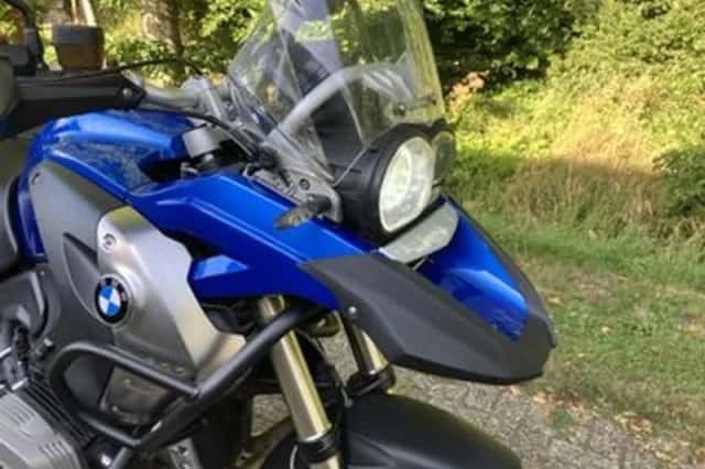 BMW R (2011) thumbnail 3