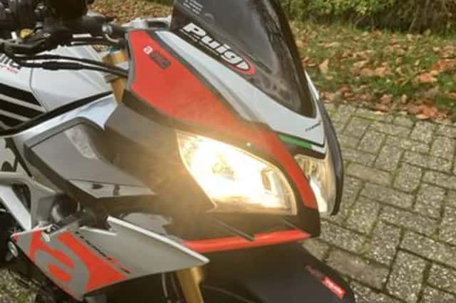 APRILIA TUONO (2015) thumbnail 3