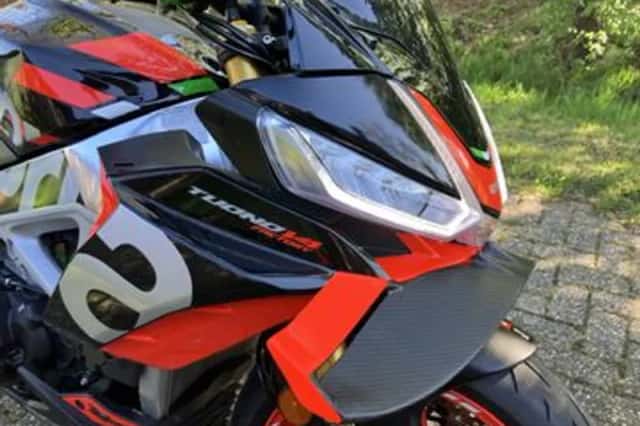 APRILIA TUONO (2022) thumbnail 3