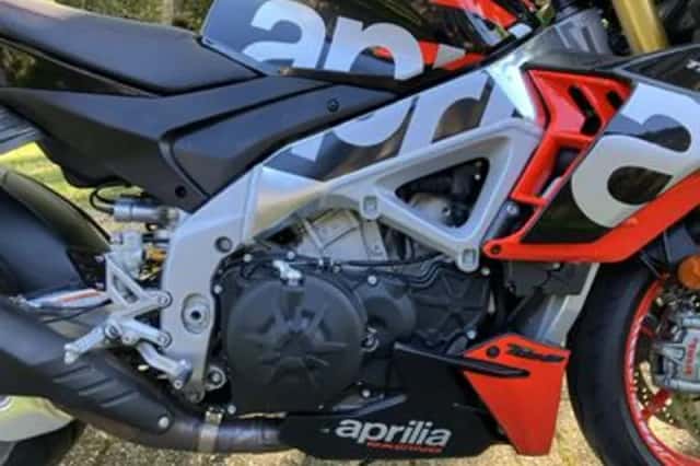 APRILIA TUONO (2022) thumbnail 5