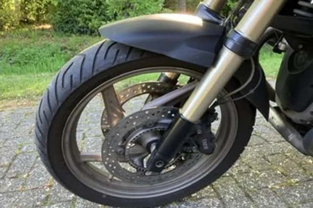 BMW R (2009) thumbnail 3