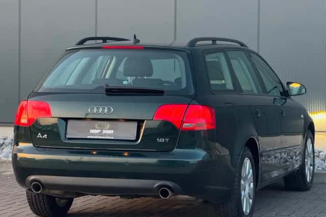Audi A4 (2005) thumbnail 6