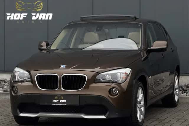 BMW X1 (2010) thumbnail 1