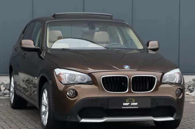 BMW X1 (2010) thumbnail 2