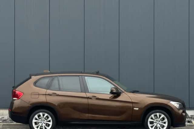 BMW X1 (2010) thumbnail 4