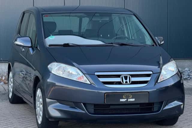 Honda FR-V (2006) thumbnail 2