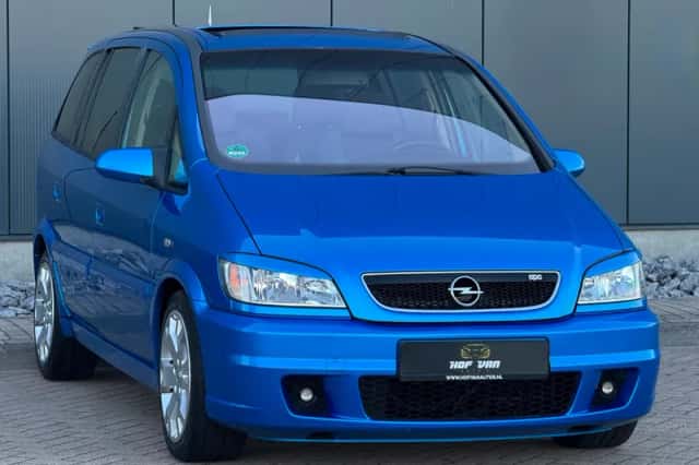 Opel Zafira (2002) thumbnail 2