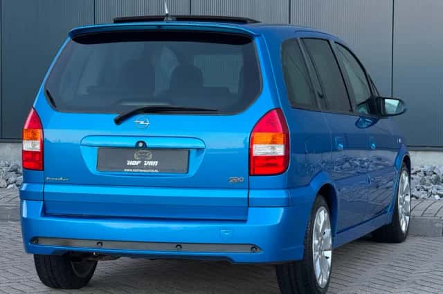 Opel Zafira (2002) thumbnail 5