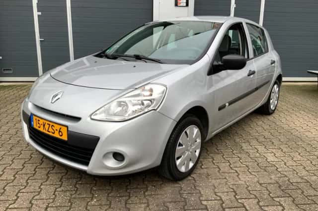 Renault Clio (2010) thumbnail 1