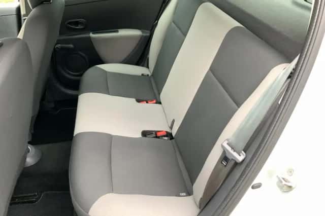 Renault Clio (2010) thumbnail 6