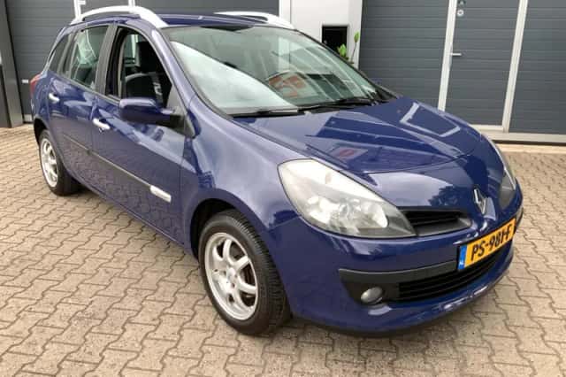 Renault Clio (2009) thumbnail 2