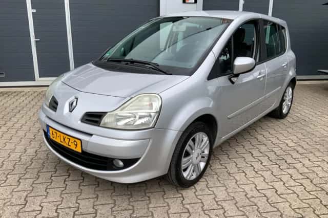 Renault Grand Modus (2010) thumbnail 1