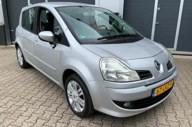 Renault Grand Modus (2010) thumbnail 2