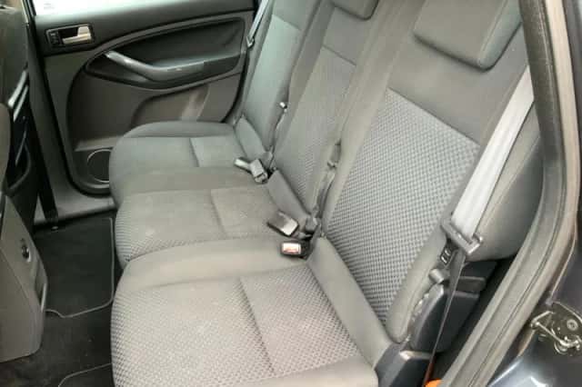 Ford C-Max (2010) thumbnail 6