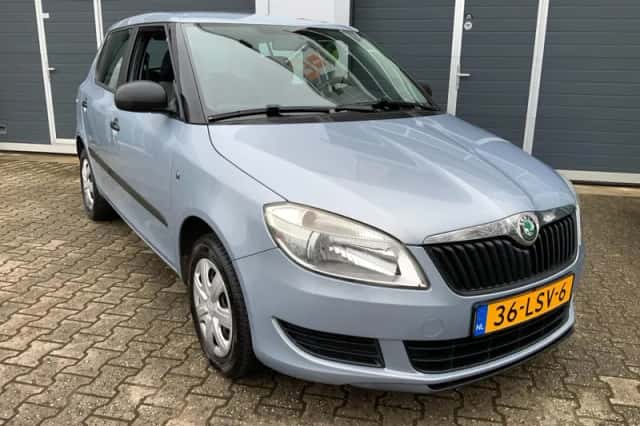 Škoda Fabia (2010) thumbnail 2
