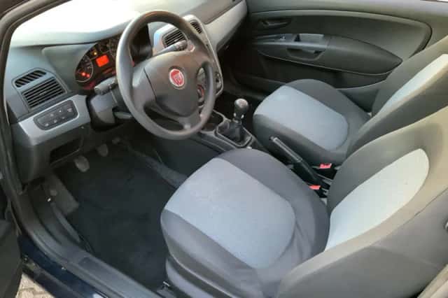 Fiat Grande Punto (2010) thumbnail 5