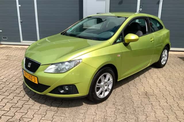 SEAT Ibiza (2010) thumbnail 1
