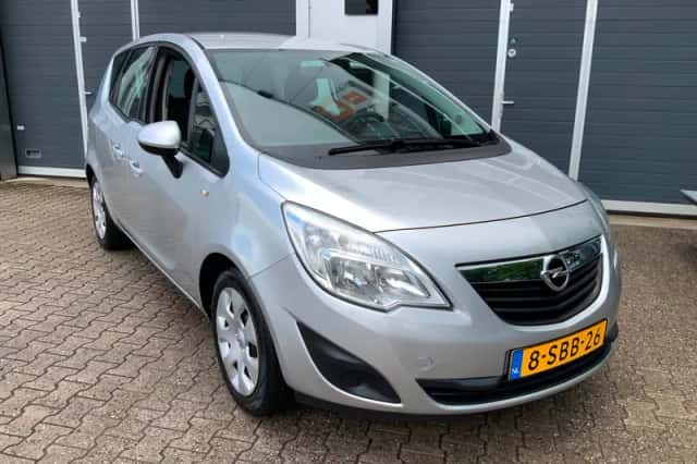 Opel Meriva (2011) thumbnail 2