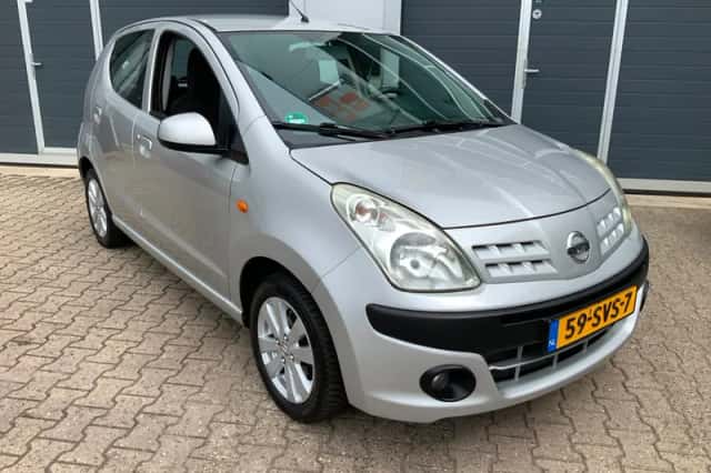 Nissan Pixo (2011) thumbnail 2