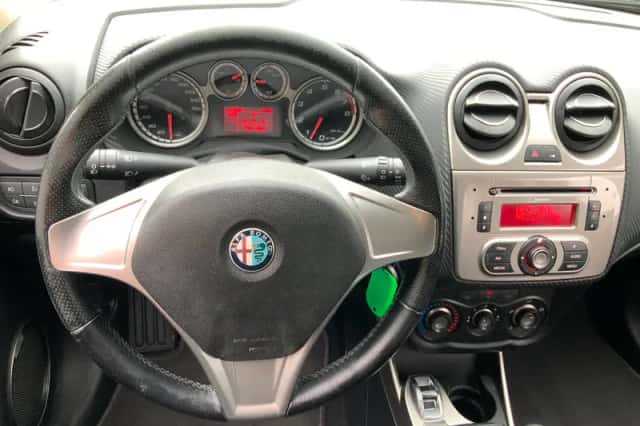 Alfa Romeo Mito (2009) thumbnail 3
