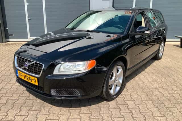 Volvo V70 (2009) thumbnail 1
