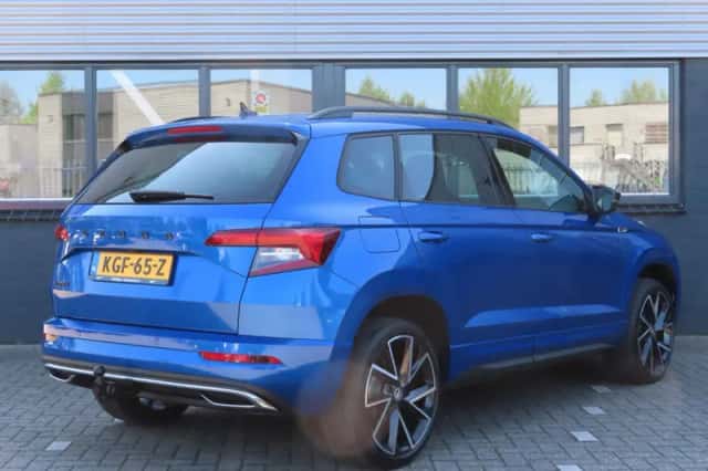 Škoda Karoq (2021) thumbnail 4