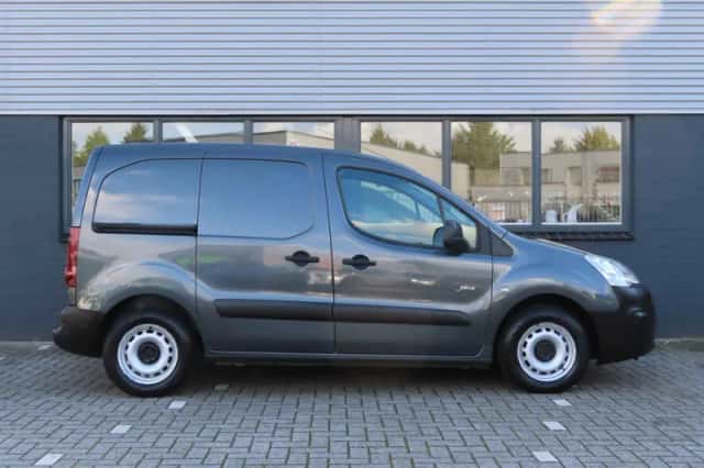 Peugeot Partner (2016) thumbnail 4
