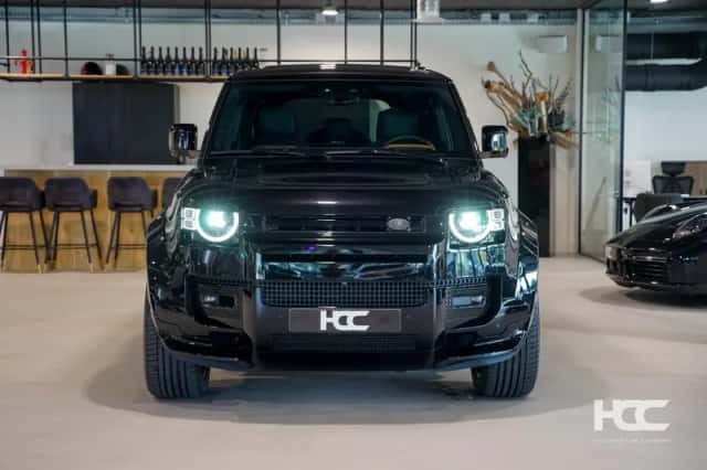 Land Rover Defender (2024) thumbnail 3