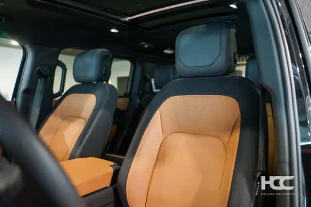 Land Rover Defender (2024) thumbnail 6