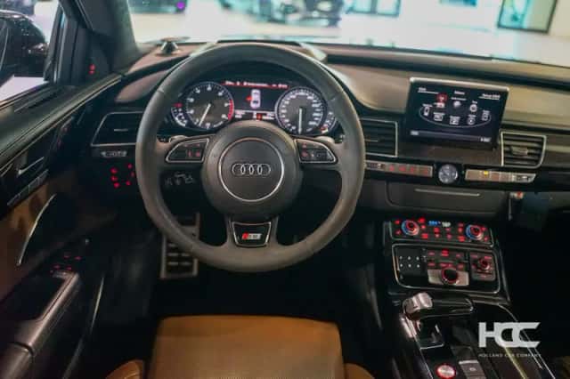 Audi S8 (2016) thumbnail 6