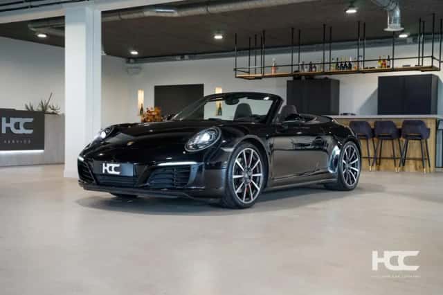 Porsche 911 (2016) thumbnail 1