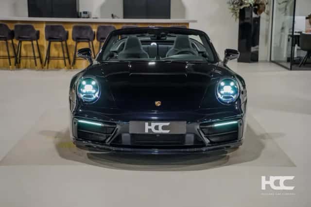 Porsche 911 (2019) thumbnail 3