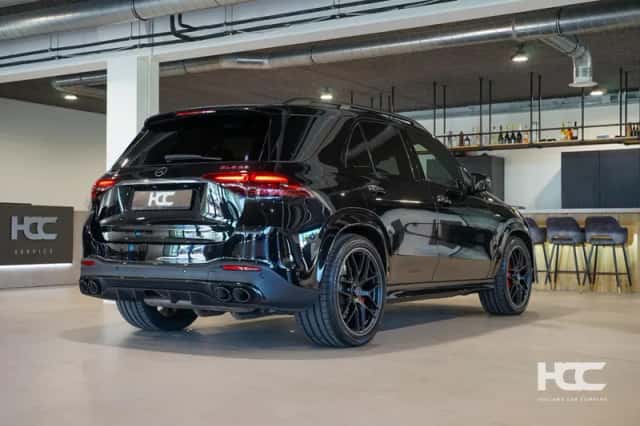 Mercedes-Benz GLE (2024) thumbnail 2