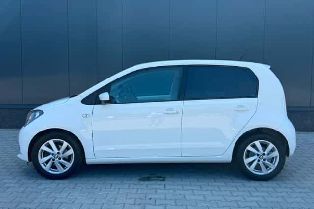 SEAT Mii (2014) thumbnail 6
