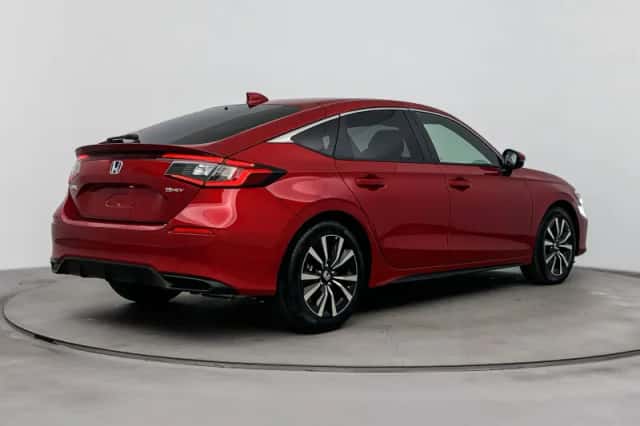 Honda Civic (2026) thumbnail 2