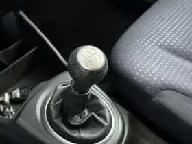 Honda Jazz (2011) thumbnail 25