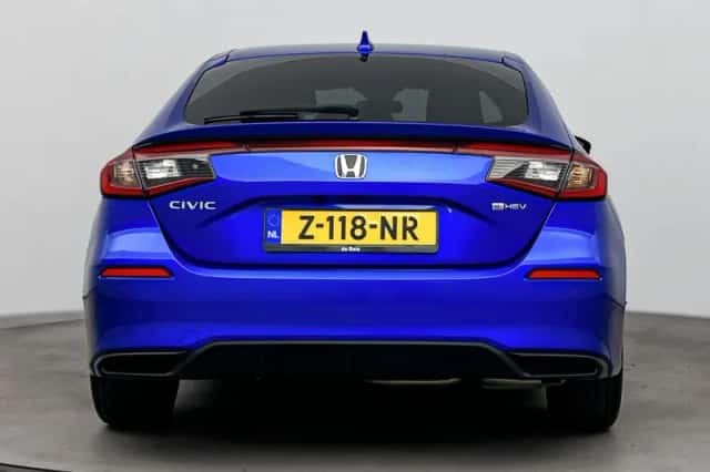 Honda Civic (2024) thumbnail 6