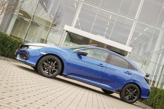 Honda Civic (2022) thumbnail 11