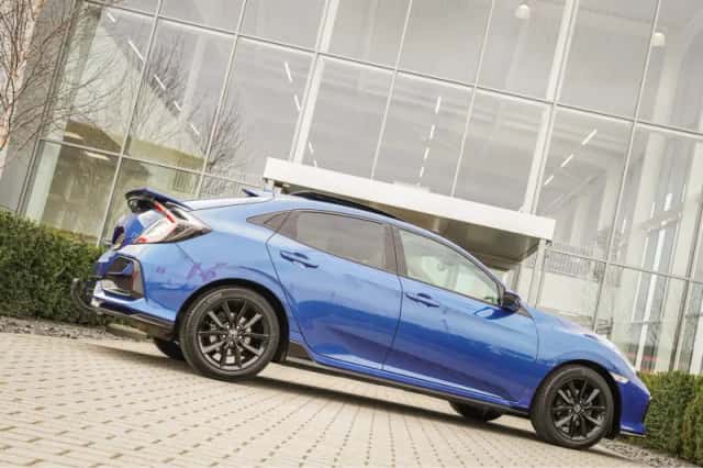 Honda Civic (2022) thumbnail 13