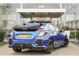Honda Civic (2022) thumbnail 3