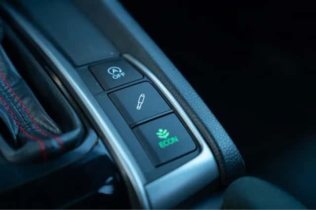 Honda Civic (2022) thumbnail 25