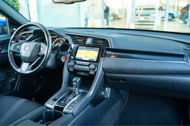 Honda Civic (2022) thumbnail 31