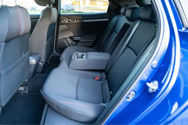 Honda Civic (2022) thumbnail 9